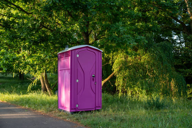 Best Porta potty delivery and setup  in Delano, CA